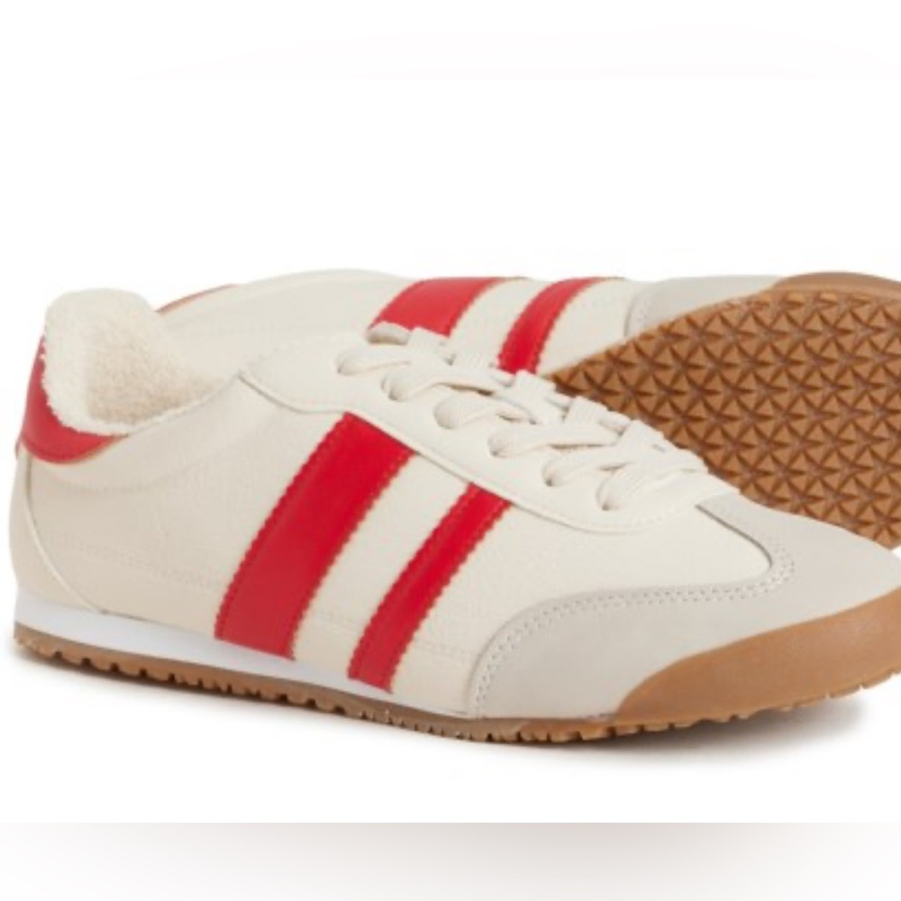 DV by Dolce Vita Rascal T-Toe Sneakers- NWOT